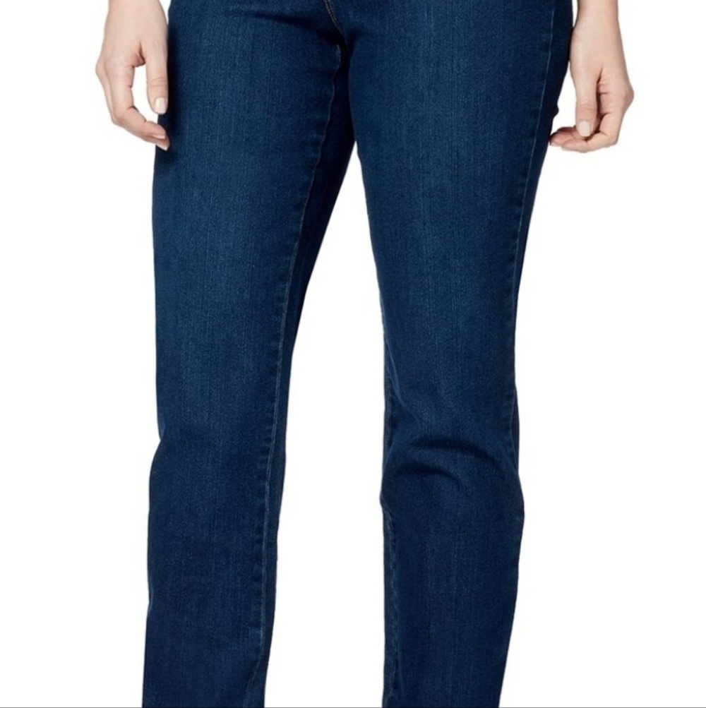 Gloria Vanderbilt Dark Blue Straight Leg Jeans